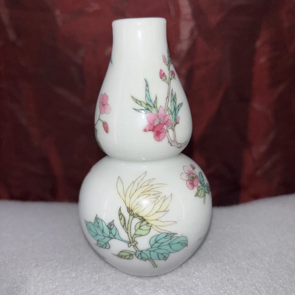 Vtg Zhongguo Jingdezhen Zhi Porcelain Double Gourd Floral Pattern 4in Vase EUC